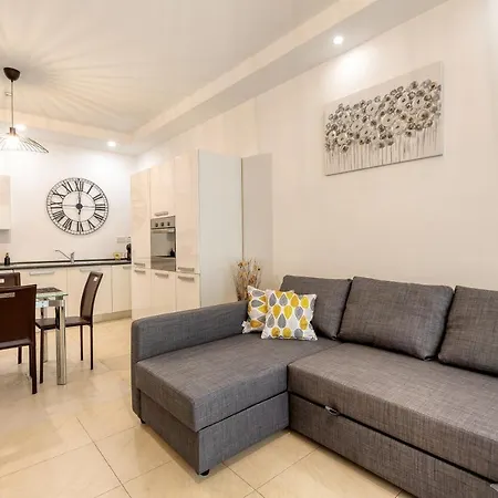 Wonderful, Designer 2br With Large Sofa & Tv By 360 Estates Lägenhet St. Julian's